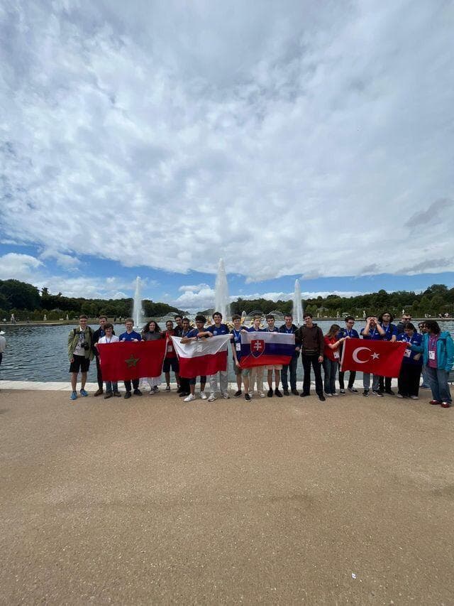 Physics Olympiad photo 1